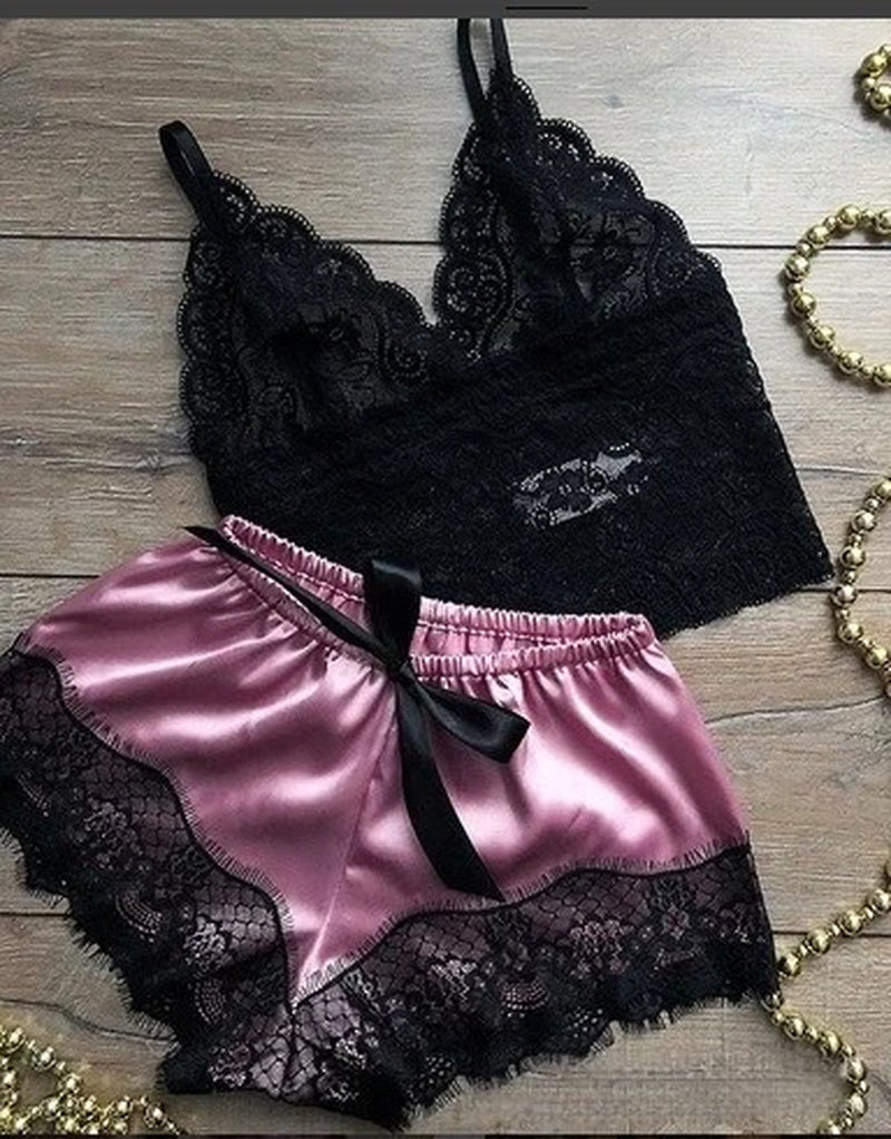 Summer 2Pcs Women'S New Sexy Lace See-Through Pajamas Black Pink Cute Clothes Comfortable Breathable Suspender Shorts Set